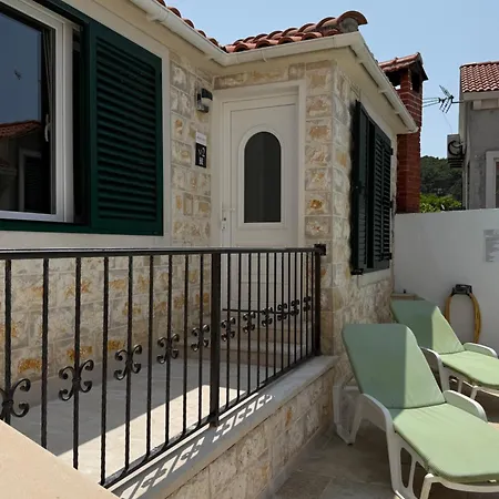 Vero Apartmanhotel Pučišća