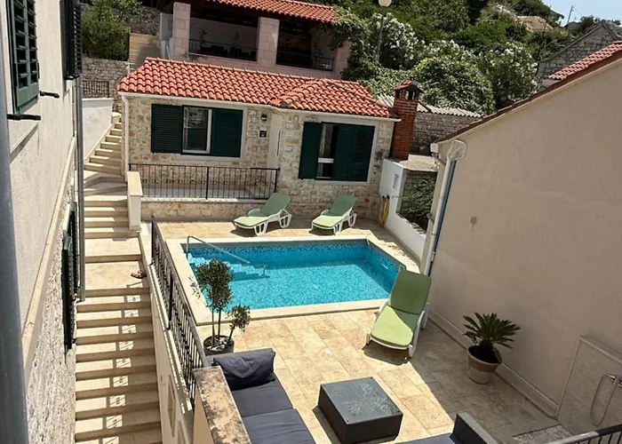 Vero Aparthotel 4*