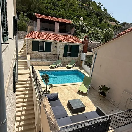 Vero Aparthotel 4*